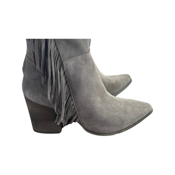 STEVE MADDEN Cacos Genuine Leather Gray Suede Fringe Boots Women’s Size 7B. - Picture 3 of 16